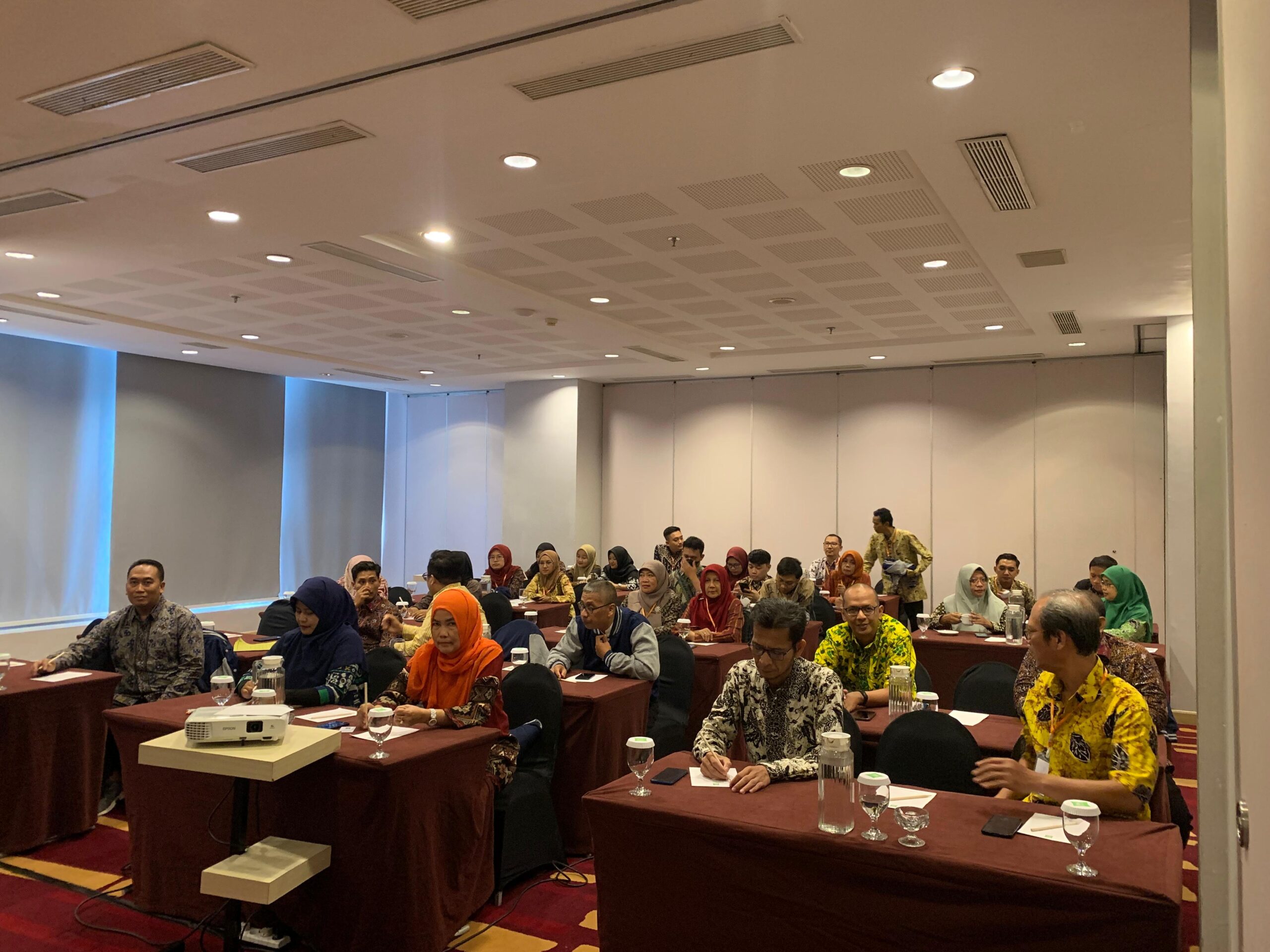 Bimtek PKK - Bimtek Pemberdayaan Kesejahteraan Keluarga